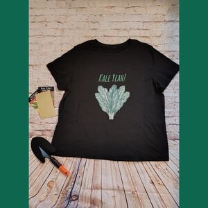 Black 'Kale Yeah!' Graphic T-Shirt